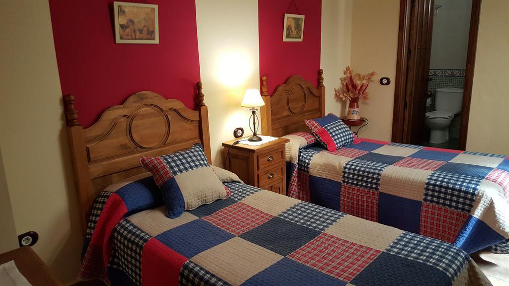 Apartamentos Rurales Tauro Cabezuela Del Valle Kültér fotó