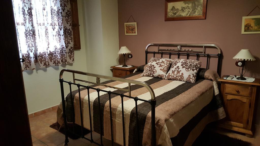 Apartamentos Rurales Tauro Cabezuela Del Valle Kültér fotó